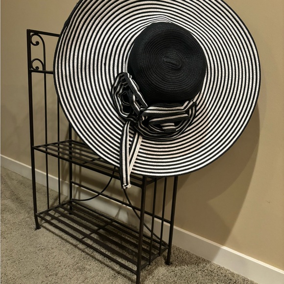 NWT White House Black Market Sun Hat - Picture 2 of 4